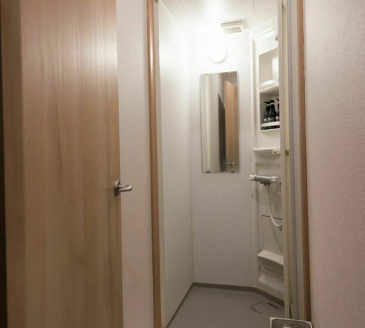 Hostel Tokyo-W-Inn Asakusa Japan