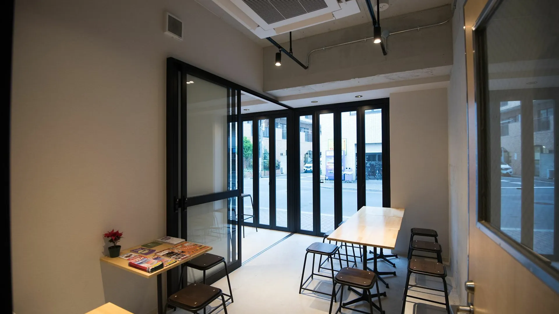 Hostel Tokyo-W-Inn Asakusa